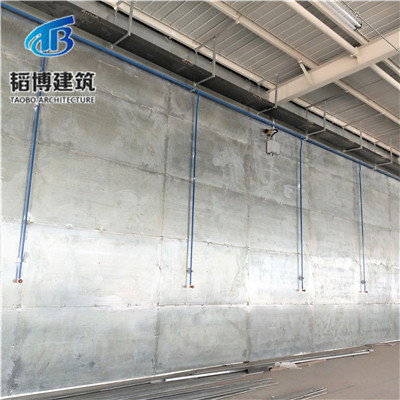 防爆墙由纤维水泥板和穿孔的镀锌钢板复合而成